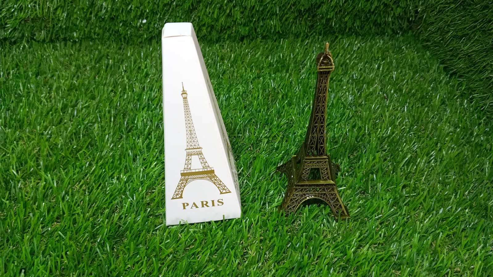4733 Antique Finish 3D Metal Paris Eiffel Tower Metal Craft Famous Landmark Building Metal Statue, Cabinet, Office, Gifts Decorative Showpiece. DeoDap 4733 Antique Finish 3D Metal Paris Eiffel Tower Metal Craft Famous Landmark Building Metal Statue, Cabinet, Office, Gifts Decorative Showpiece. DeoDap